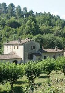 Une halte aux Abeillères