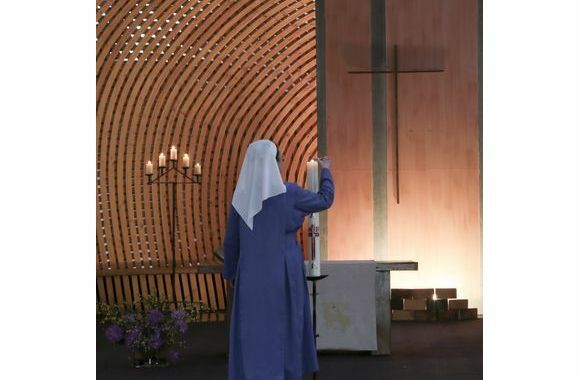 La prière transforme le monde et la vie ?