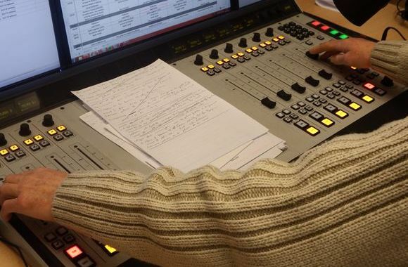 La transmission au risque des médias