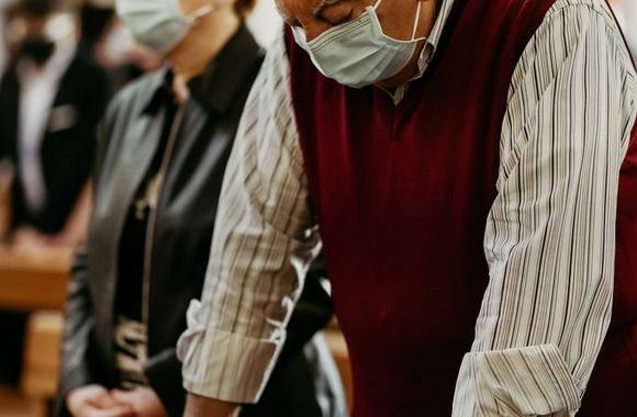 Soumission mutuelle dans une Église unie, non hiérarchique