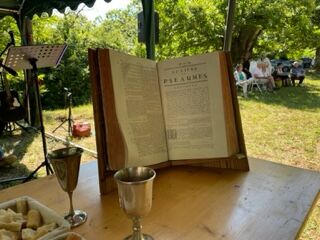 Culte sous les châtaigniers