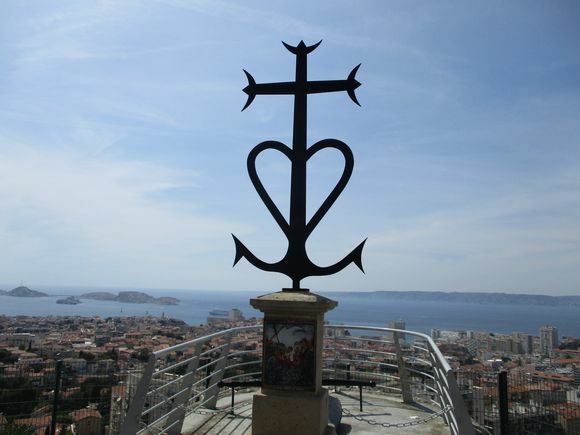 Le Pape à Marseille : L’émotion, la réflexion et la ferveur populaire