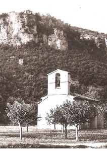 Alyscamps, cathédrales, Invalides, temple : À chacun son tombeau