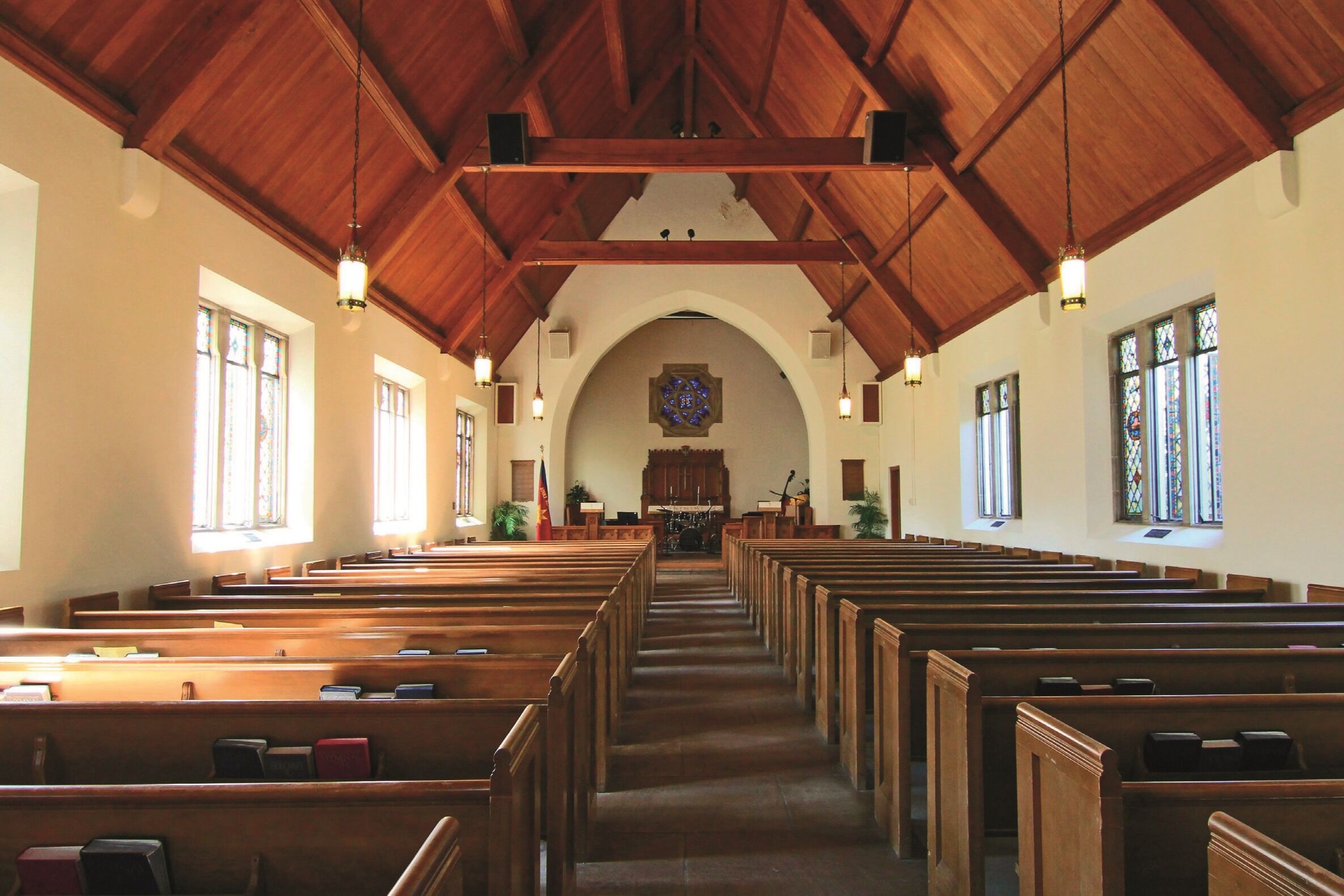 Le sens des mots : Temple ou Eglise?