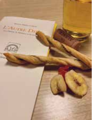 Un livre, un verre : l'alliance réussie de l'ApéroLivre