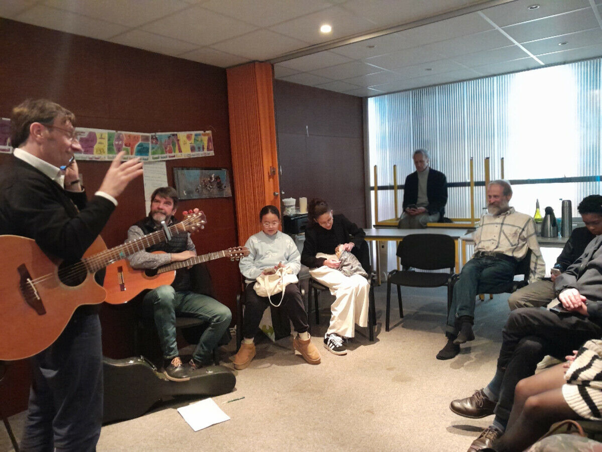 Une partie des auteurs lors de l'étape enregistrement (© DR)