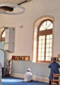 Liberté non surveillée : Une pause cultuelle et culturelle