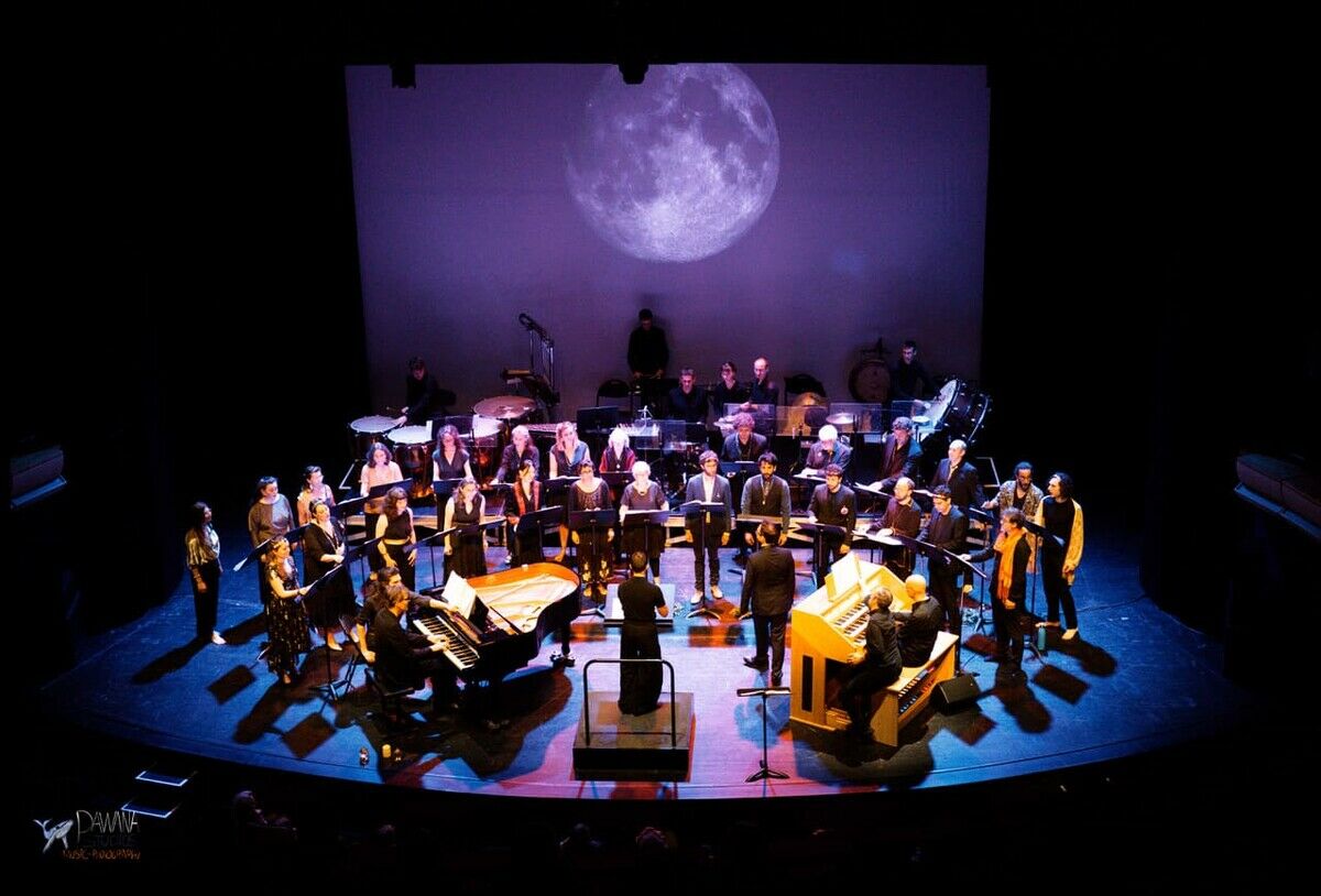 Photo du choeur chantant Carmina Burata