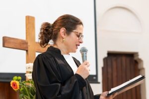 Charlotte Brosse-Barral : Une pasteure pour relier la catéchèse en région parisienne