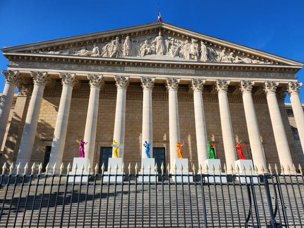 Une loyauté critique