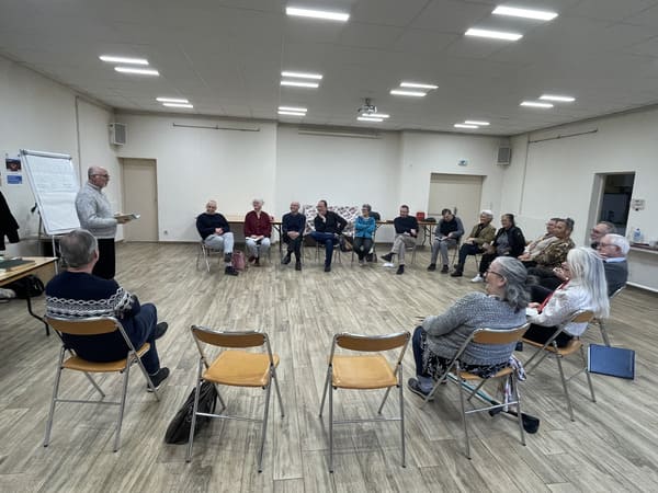 Former des animateurs de culte et des prédicateurs laïcs