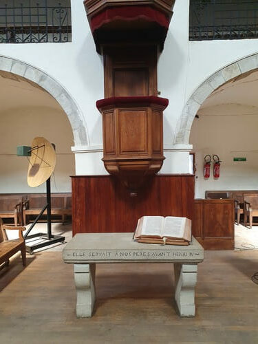 Ministères en tension : le défi de la relève