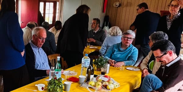 Parler d&rsquo;argent pour mieux faire Église